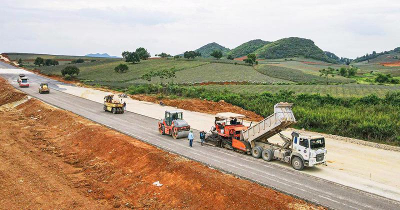 Cao tốc Bắc - Nam: Luỹ kế giải ngân vượt kế hoạch đề ra