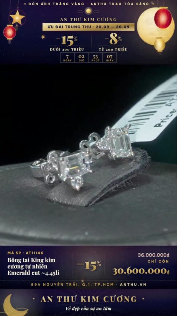 Bông tai King kim cương tự nhiên Emerald cut ~4.45li